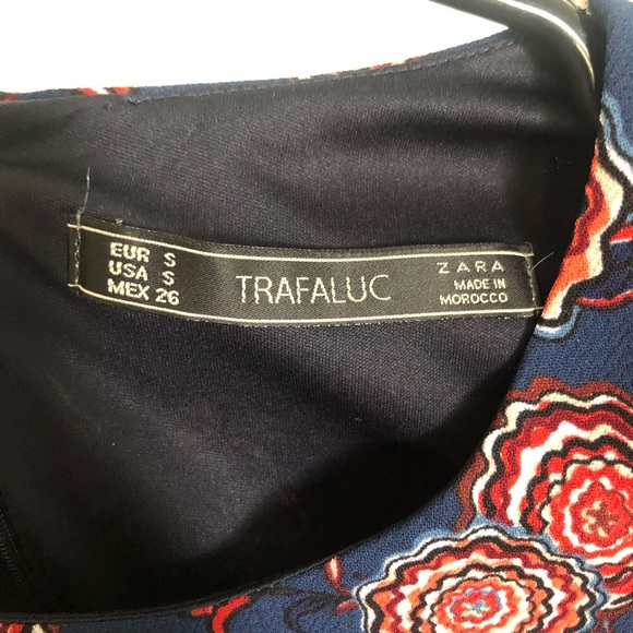 Zara Floral Dress Long Sleeve - Picture 5 of 5